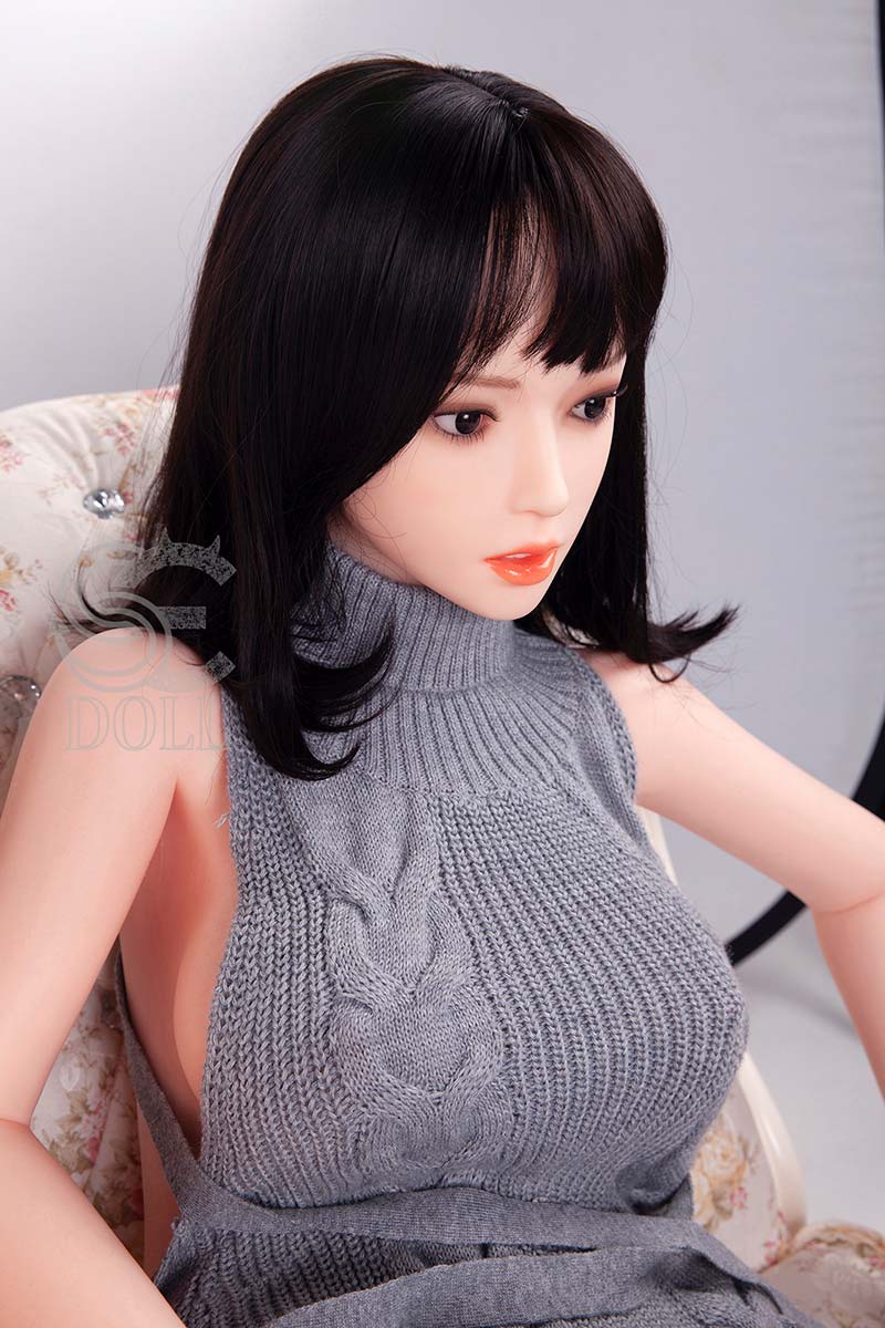 Silicon doll